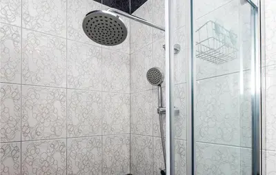 Kupaonica u objektu One-Bedroom Apartment In Jesenice