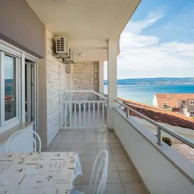Apartments and Rooms Denis