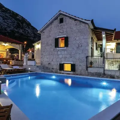 Three-Bedroom Holiday Home In Gata