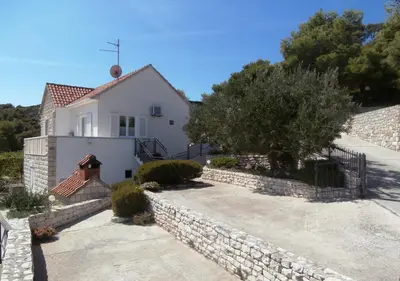 Zgrada u kojoj se nalazi apartman