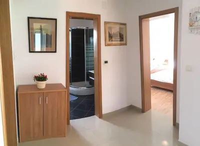 Krevet ili kreveti u jedinici u objektu Apartments by the sea Duce, Omis - 5261