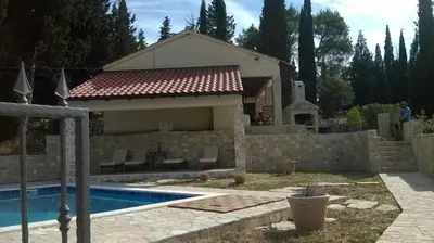 Bazen u objektu Villa Anja ili u blizini