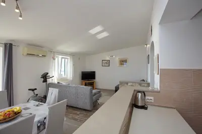 Kuhinja ili čajna kuhinja u objektu Apartment Lelas