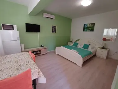 TV i/ili zabavni centar u objektu Vila Magdalena