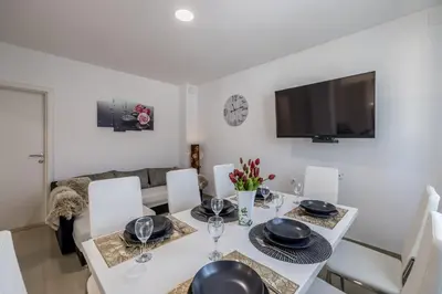 TV i/ili zabavni centar u objektu Villa Relax, private pool,barbecue!
