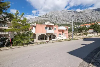 Pogled na planine ili pogled na planine iz apartmana