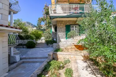 Zgrada u kojoj se nalazi apartman