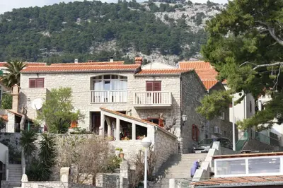 Pogled na planine ili pogled na planine iz apartmana