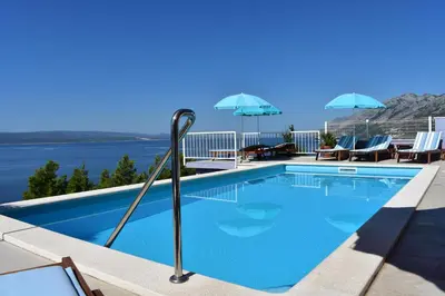 Bazen u objektu Villa Vineyard oaza ili u blizini