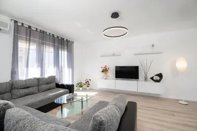 TV i/ili zabavni centar u objektu Apartment Suzana