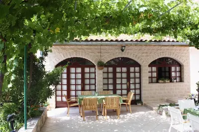 Zgrada u kojoj se nalazi apartman