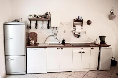 Kuhinja ili čajna kuhinja u objektu House Nada