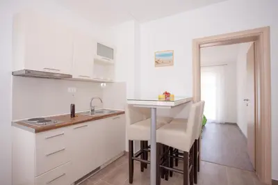 Kuhinja ili čajna kuhinja u objektu Apartments MIA