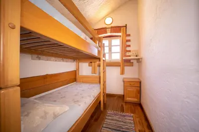 Krevet ili kreveti u jedinici u objektu The Ultimate Escape - traditional cottage & private pool