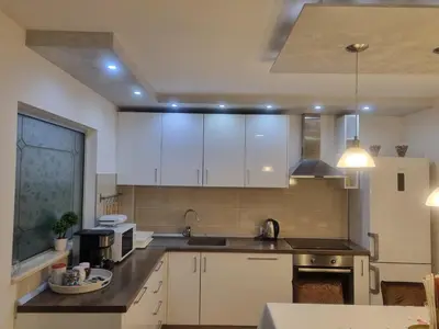 Kuhinja ili čajna kuhinja u objektu Apartments Luxury Oasis