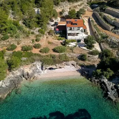 Family friendly seaside apartments Cove Rapak