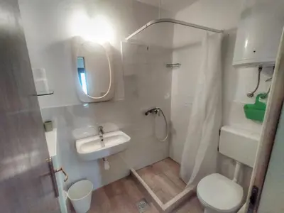 Kupaonica u objektu Minimalistic Oasis by the Sea in Stanici