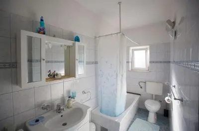 Kupaonica u objektu Apartments by the sea Postira, Brac - 12291