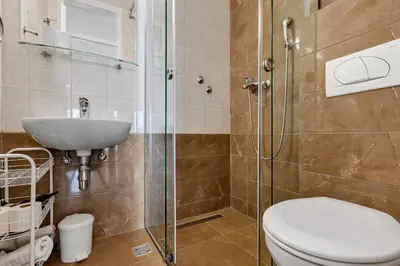 Kupaonica u objektu Apartments Vranjes