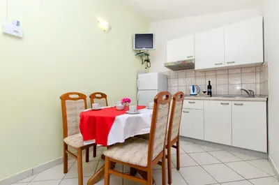 Kuhinja ili čajna kuhinja u objektu Apartments Bogdan