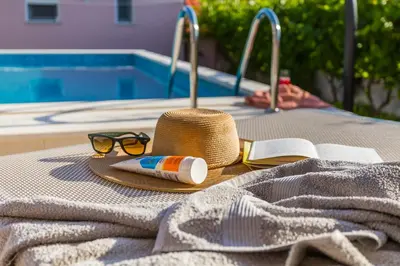 Bazen u objektu Villa Sweet Home Marija With Heated Pool ili u blizini