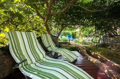 Vrt u objektu Holiday Home ART - Bol