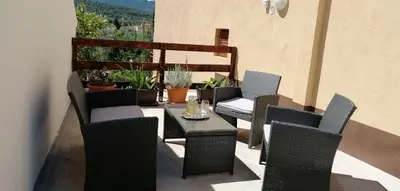 Pogled na planine ili pogled na planine iz apartmana