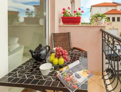 Hrana u apartmanu ili u blizini
