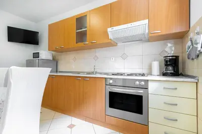 Kuhinja ili čajna kuhinja u objektu Apartmani Roko