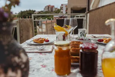 Hrana u apartmanu ili u blizini
