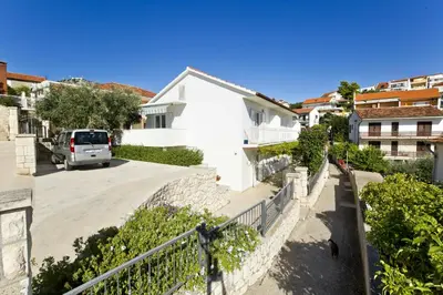 Zgrada u kojoj se nalazi apartman