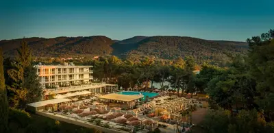 Pogled na planine ili pogled na planine iz hotela