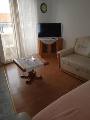TV i/ili zabavni centar u objektu Apartments Suco
