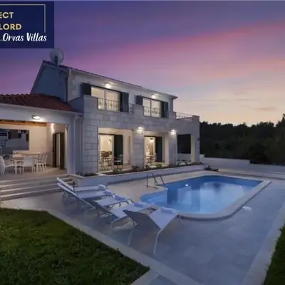 Villa Makarac - Heated Pool