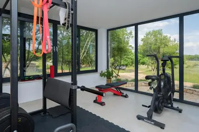 Fitness centar i/ili fitness sadržaji u objektu Nono Ban Boutique Hotel & Villas