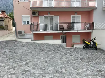 Zgrada u kojoj se nalazi apartman