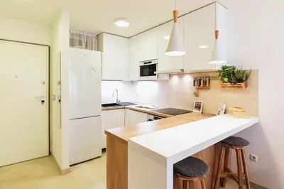Kuhinja ili čajna kuhinja u objektu Green 'n Grey Omiš