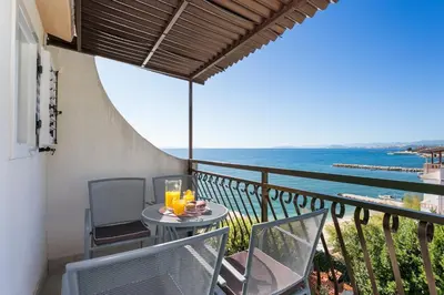 Balkon ili terasa u objektu Family friendly seaside apartments Podstrana, Split - 13725