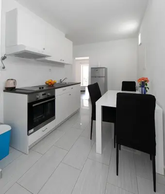 Kuhinja ili čajna kuhinja u objektu Apartmani Marija Jakir