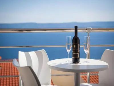 Pića u objektu Sea-View Retreat in Celina