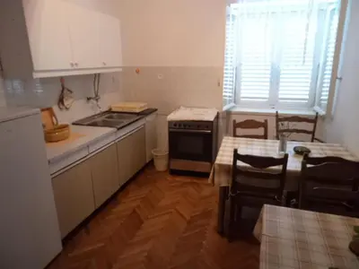 Tlocrt objekta Apartments and rooms with parking space Makarska - 13979