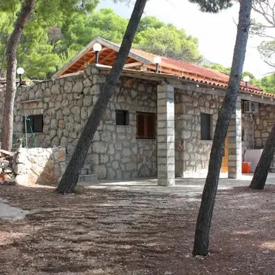 Family friendly seaside apartments Jagodna