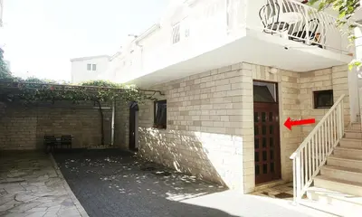 Zgrada u kojoj se nalazi apartman