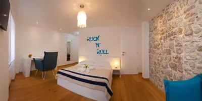 Krevet ili kreveti u jedinici u objektu Seaside family friendly house with a swimming pool Bol, Brac - 14239