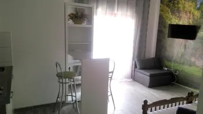 TV i/ili zabavni centar u objektu Comfortable Studio in Sumartin with Sea View - 22 m²