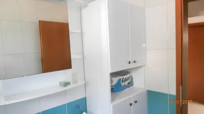 Kupaonica u objektu Charming Apartment with Sea View, Gdinj, 70 m², Garden