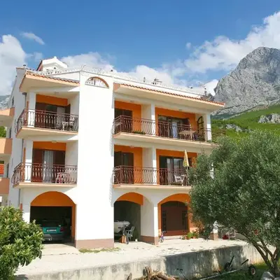Apartments Zoran