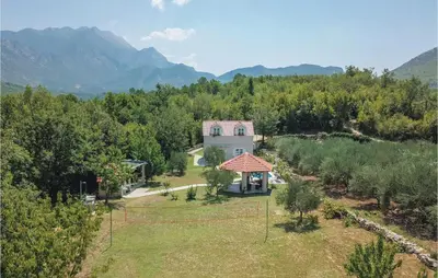 Priroda u blizini vikendica