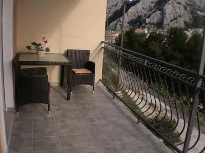 Pogled na planine ili pogled na planine iz apartmana