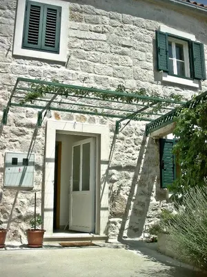 Zgrada u kojoj se nalazi apartman